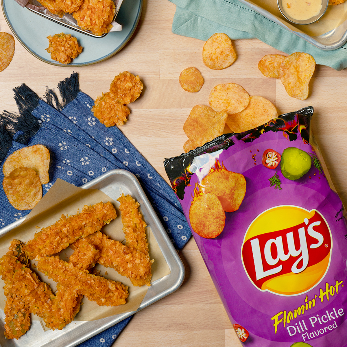 Flamin hot dill pickle chips deals