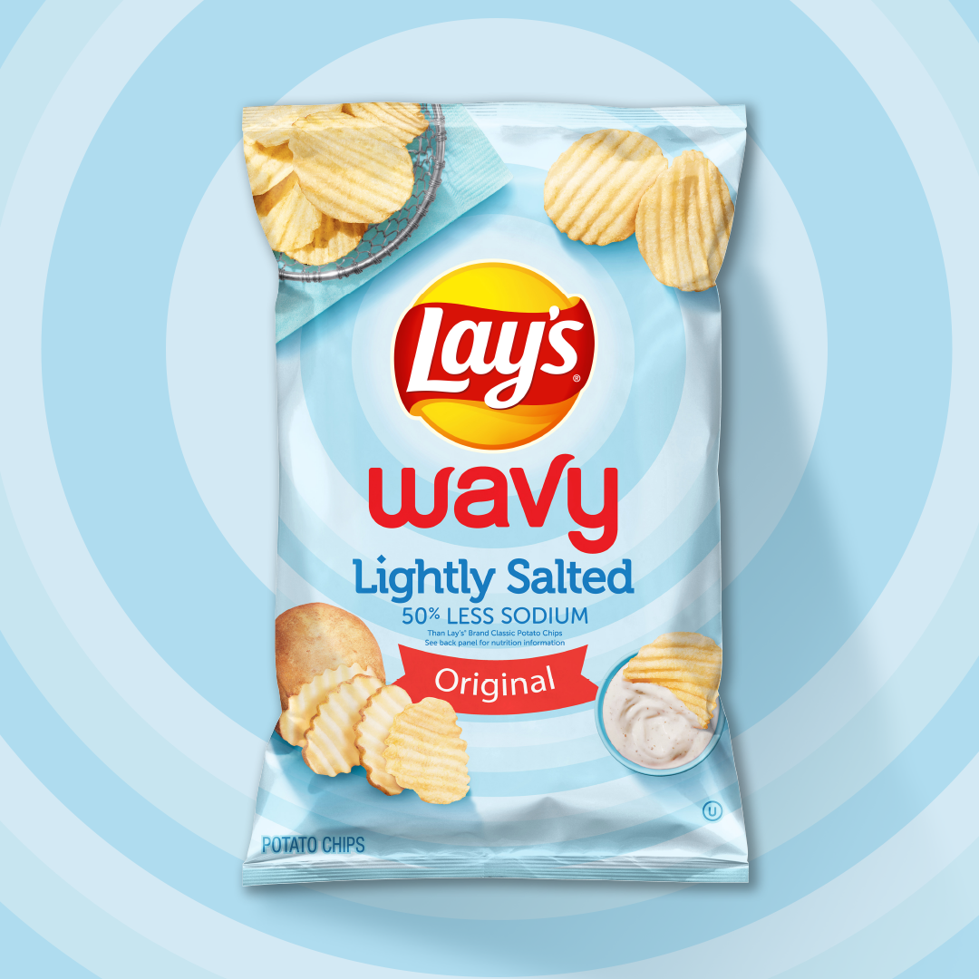 Papas fritas LAY'S® onduladas ligeramente saladas